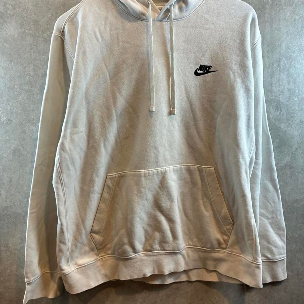 Nike Men's White and Cream Hoodie
